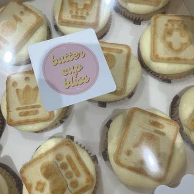 Banna Pudding Cupcakes 