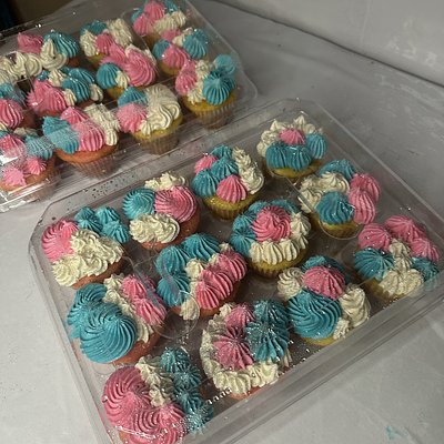 Custom Cupcakes 