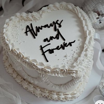 6” Two Layer Heart Cake 
