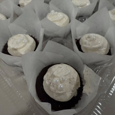 Chocolate Mini Cupcakes 