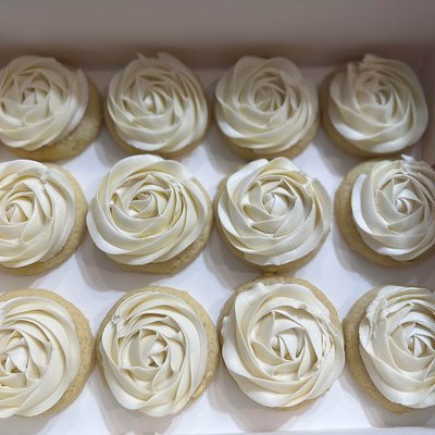 Sugar Cookies With Buttercream