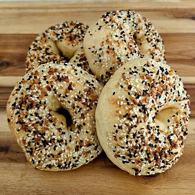 Organic Sourdough Everything Bagels (4 Count)