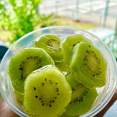 Small Kiwi Slices 🥝