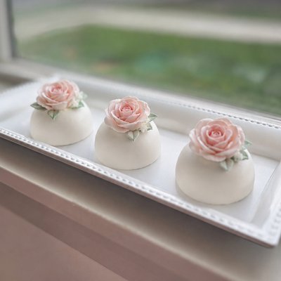 Luxury Floral Mousse Dome