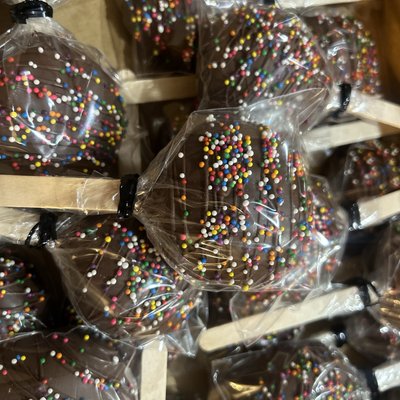 Cakesickles 