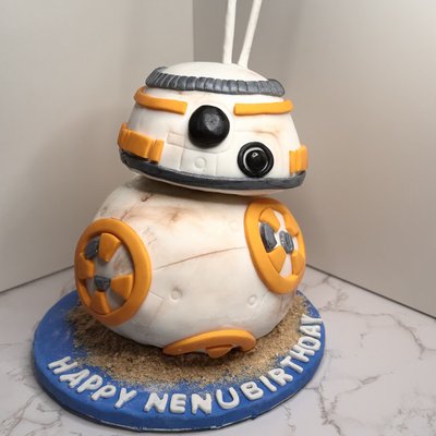Custome Cake 