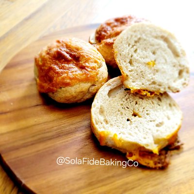 Cheddar Bagels