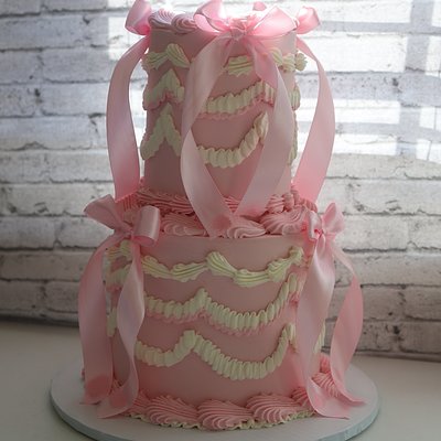 Mini Tiered Cake *20-25 Servings 