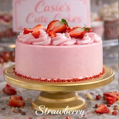 Strawberry Cake - 6 Inch