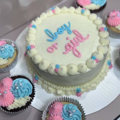 Custom Cakes
