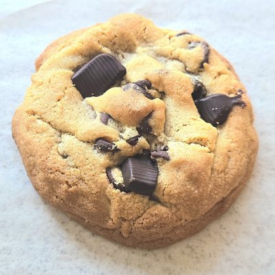Chocolate Chip Cookie