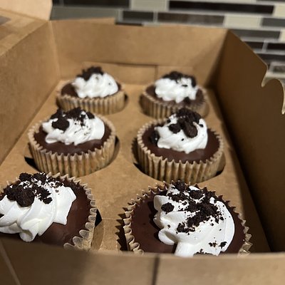 Oreo Mini Cheesecakes (6)