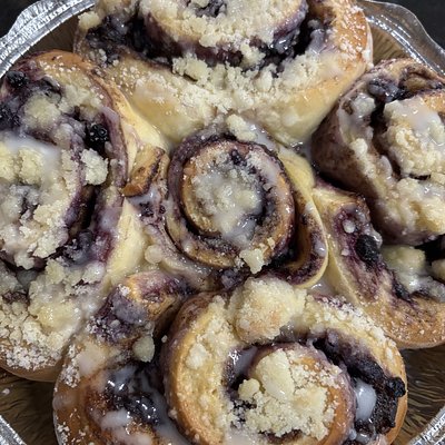 5-Blueberry Crumble, Lemonade Glazed Cinny Roll 