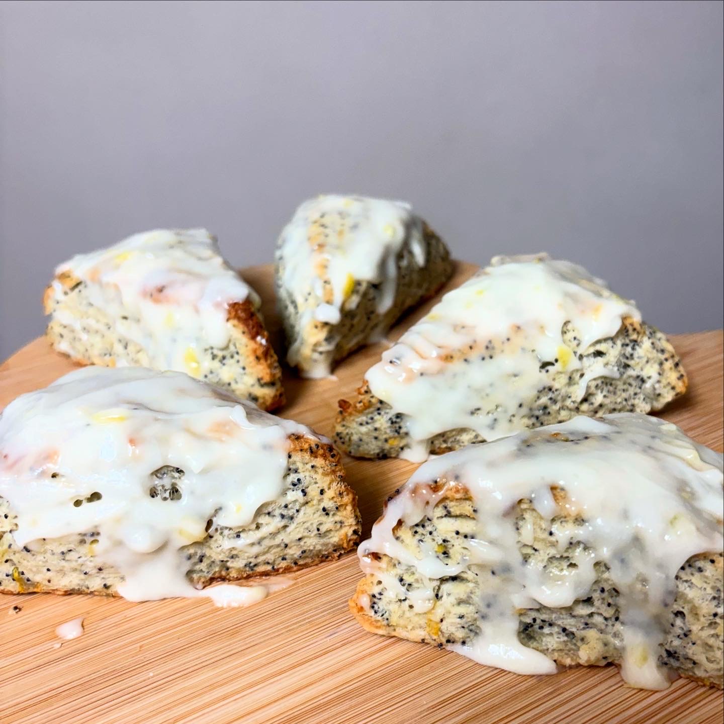 Sourdough Lemon Poppyseed Scones With Lemon Zest Glaze (2 Pack)