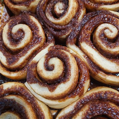 Cinnamon Rolls 