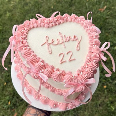 8 Inch Cake