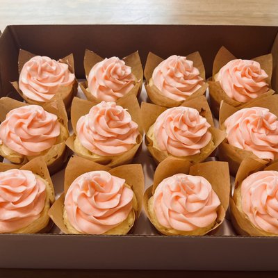 Classic Flavor Cupcakes 12 Servings