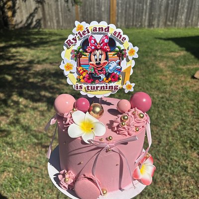 6” 2 Layer Round Cake 