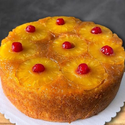 Torta de Piña / Pineapple Upside-Down Cake