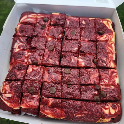 Red Velvet Cheesecake Brownie Bites