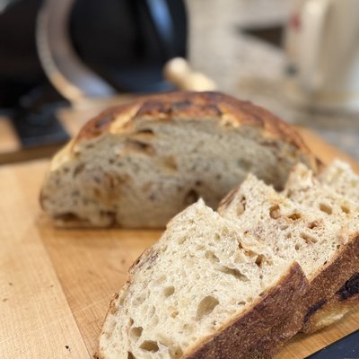 🍎 Apple Cinnamon Sourdough 🍎
