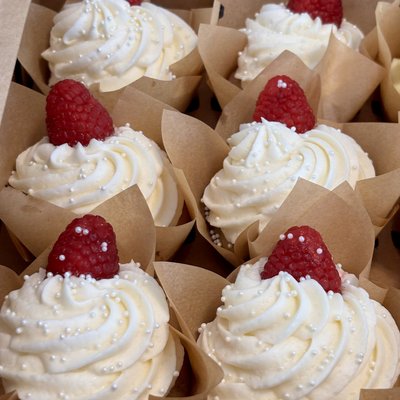 Raspberry Cupcakes 