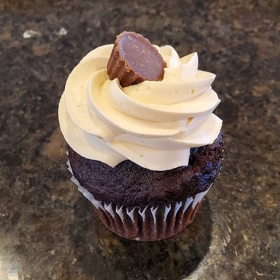 Peanut Butter Cup Cupcakes 12ct 