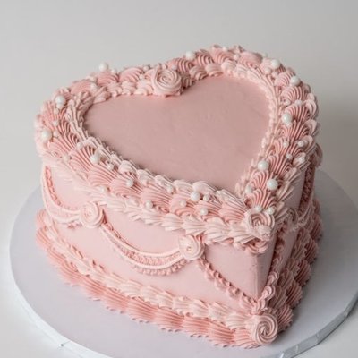 Vintage Heart Cake