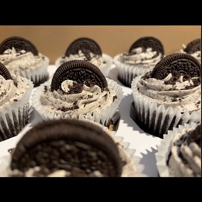 Specialty flavored cupcakes 