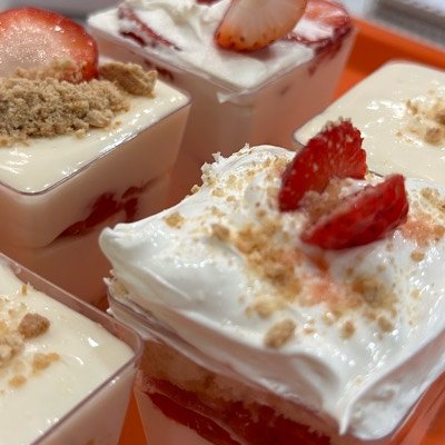 Mini Dessert Cups (Dozen)