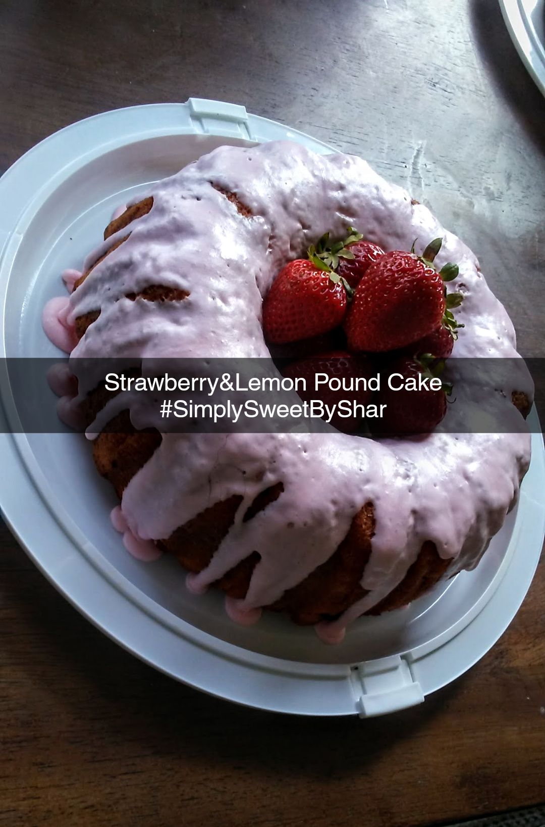 Strawberry Lemonade Pound Cake 