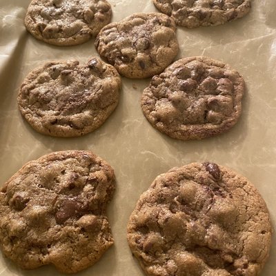COOKIES- ROTATING SEASONAL FLAVORS