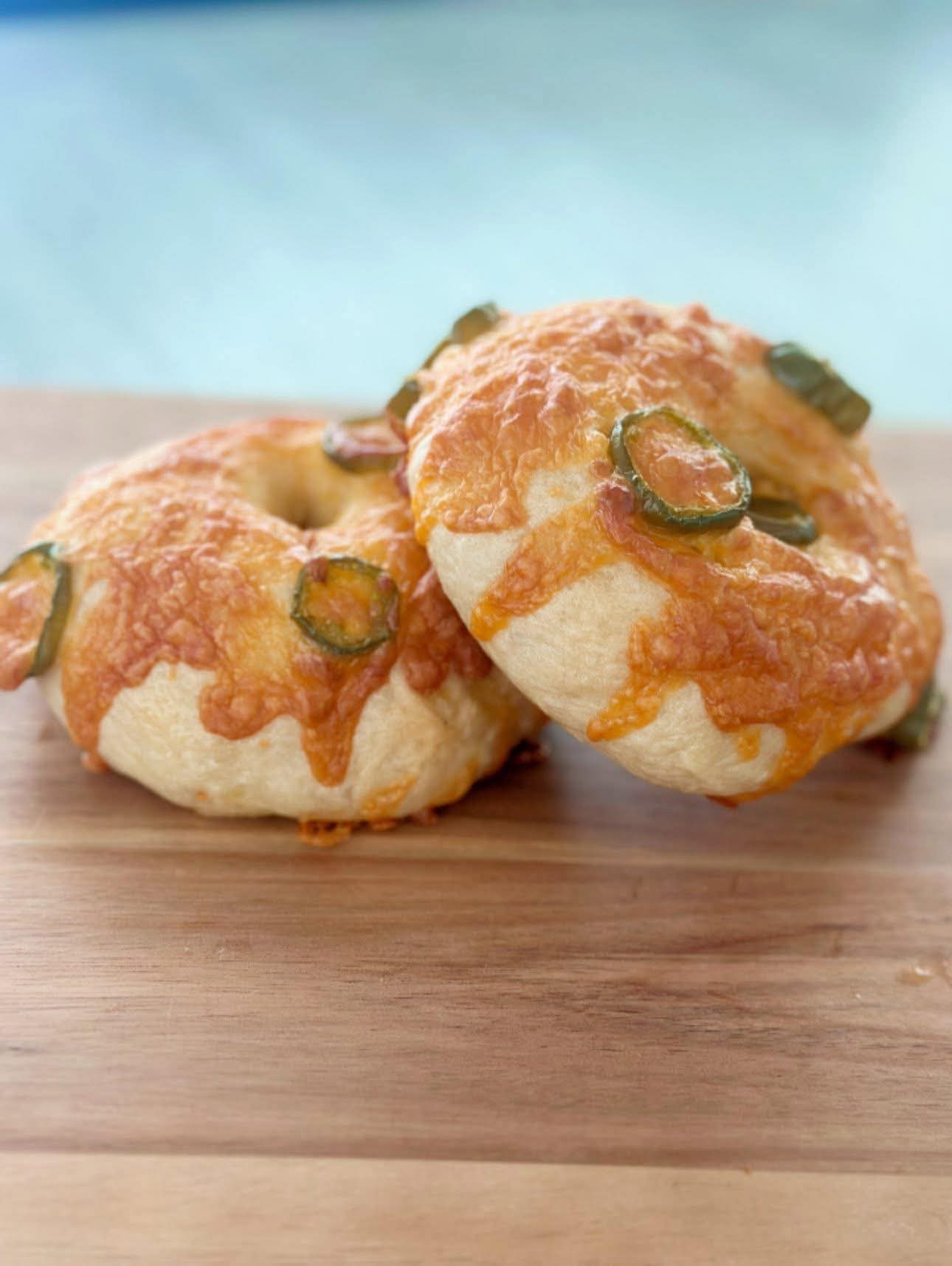 Jalapeno Cheddar Sourdough Bagels (6-pack)