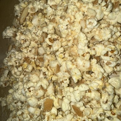 Banana Pudding Popcorn