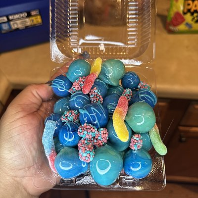 razz-berry Candy Grapes 