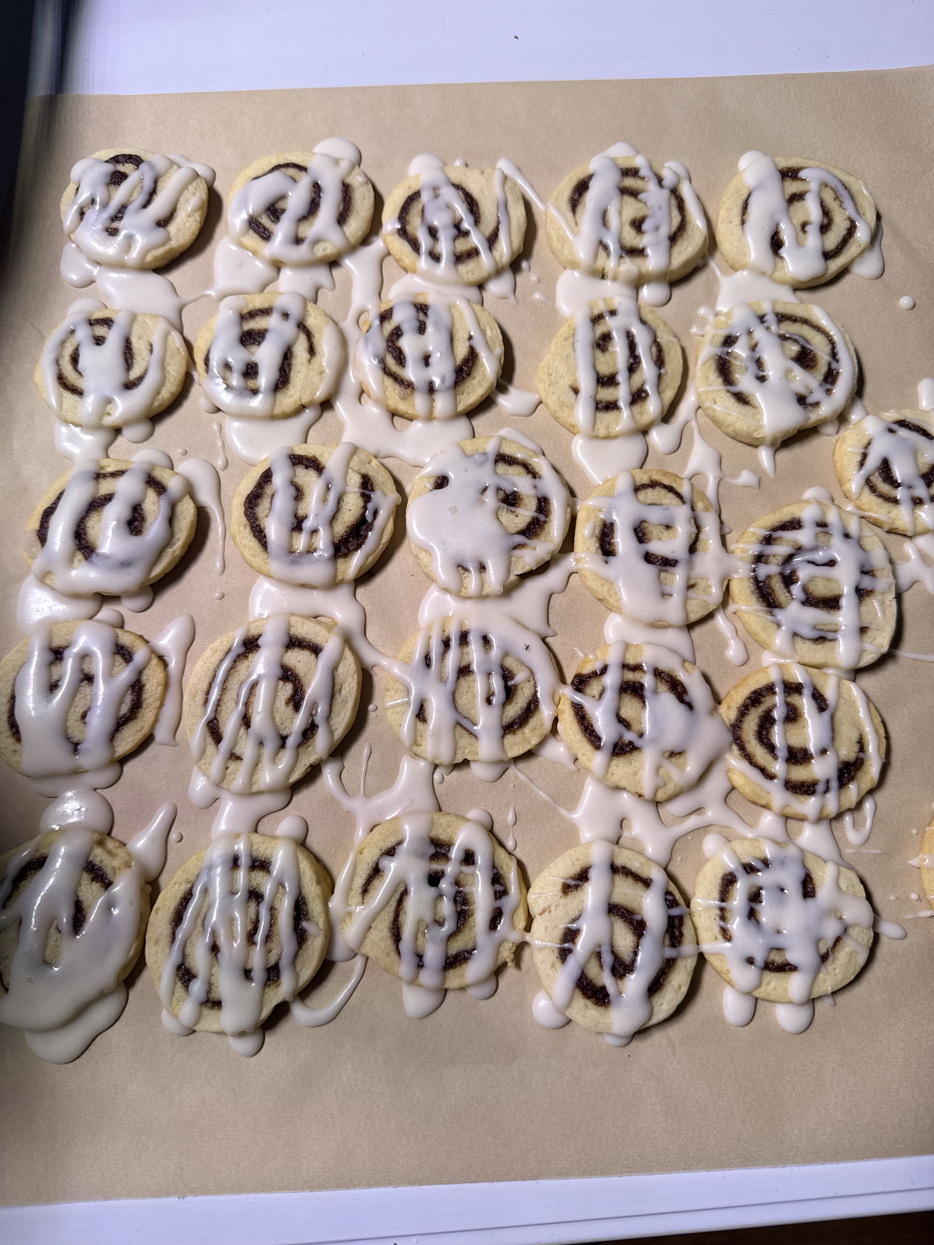 Cinnamon Roll Cookies