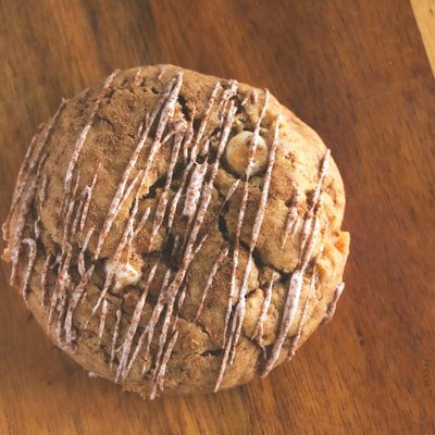 White chocolate pumpkin  (6 Ct)
