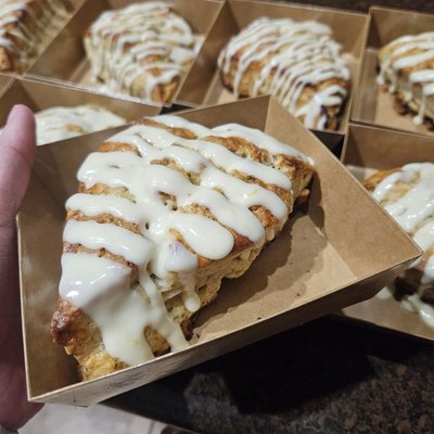Maple Pecan Scones -4 Count
