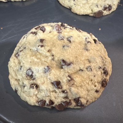Chocolate Chip Cookies (giant)