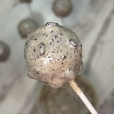 Biscoff Cake Pops - 20 Pack