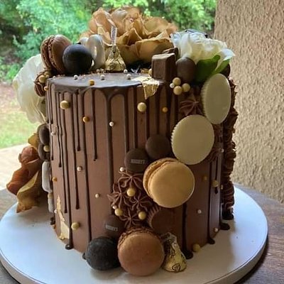 8” Cake