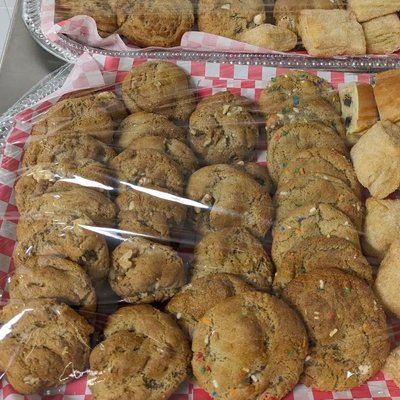 One Dozen Cookies