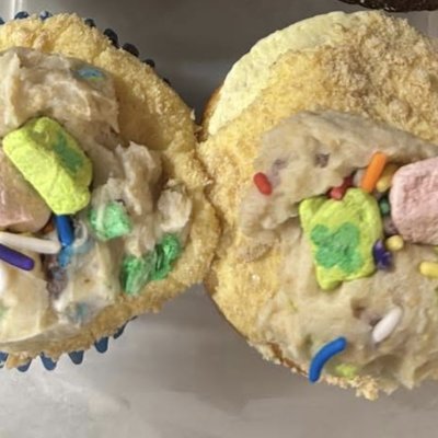 Lucky Charms Cupcake