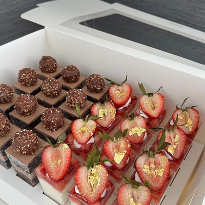 Cheesecake Dessert Cups