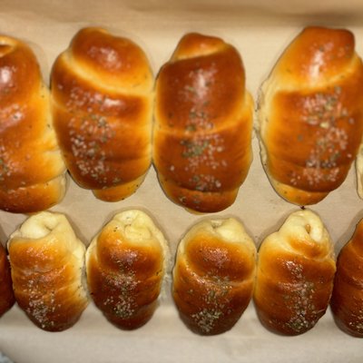 Garlic Butter Rolls Dozen