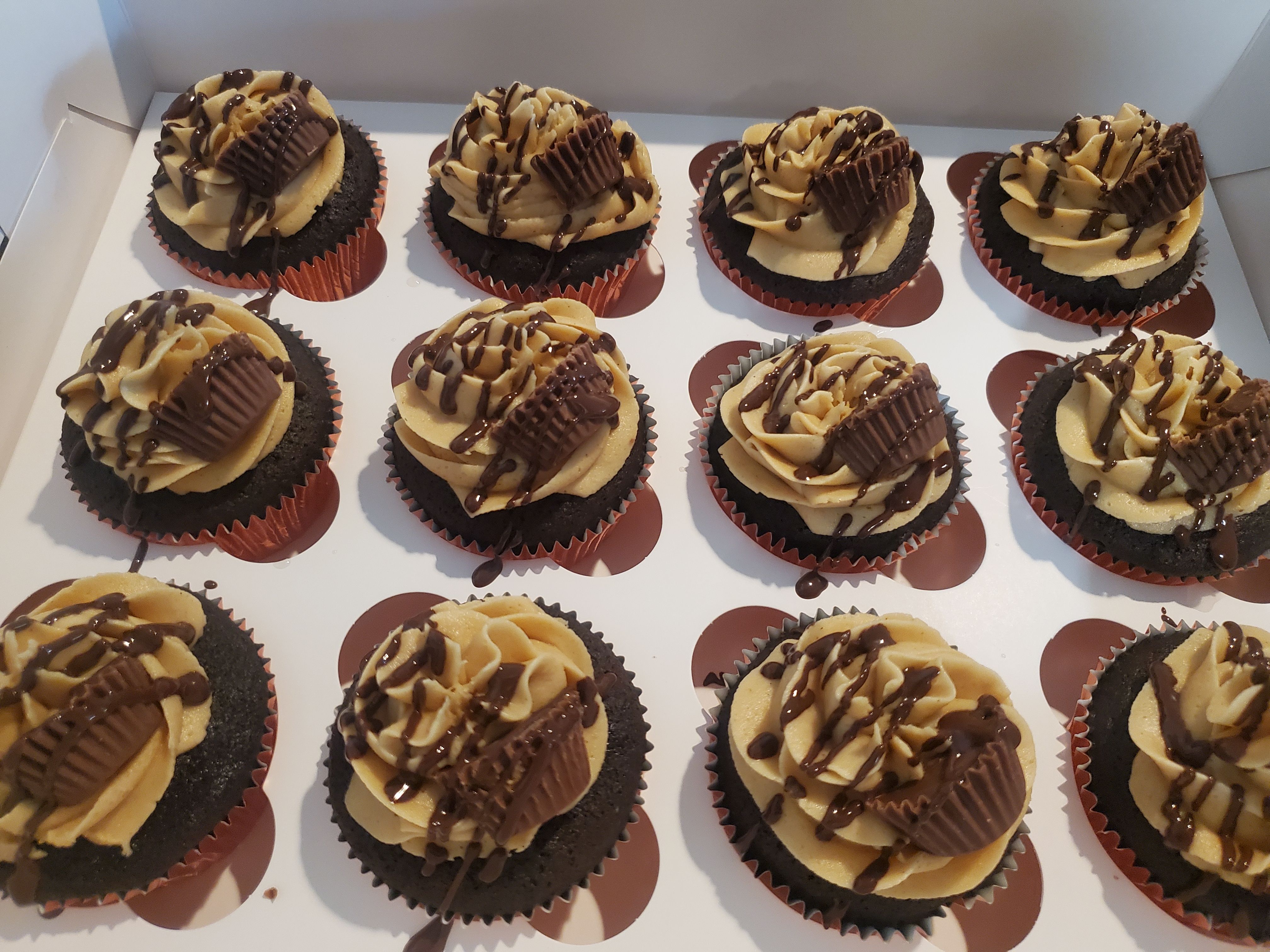 Reese Cupcake