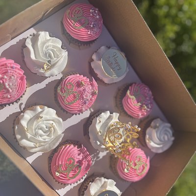 Custom Cupcake Box