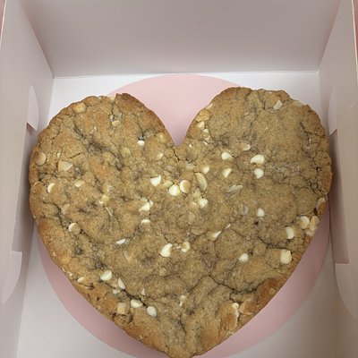 Sourdough Cookie Cake (your choice of flavor) 