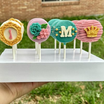 Custom Cake-pops