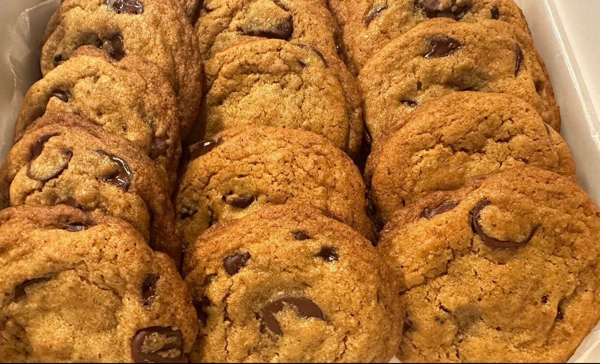 Chocolate Chip Cookies (1 Dozen)
